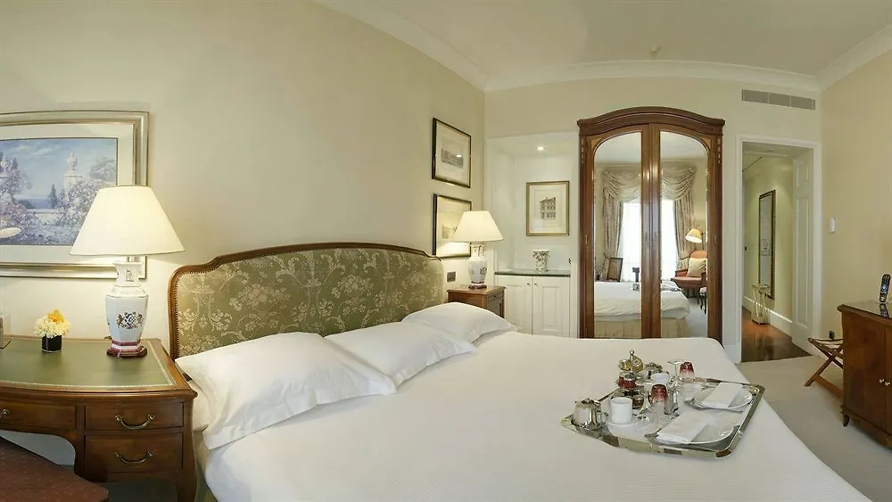 M Social Hotel Paris Opera 4*,